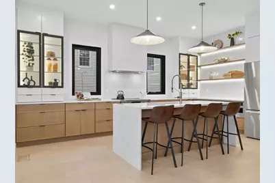 10 Crescent St. #2, Newton, MA 02465 - Photo 1