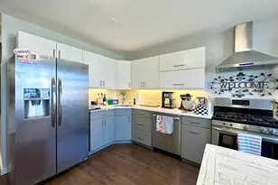 180 K St, Boston, MA 02127 - Photo 1