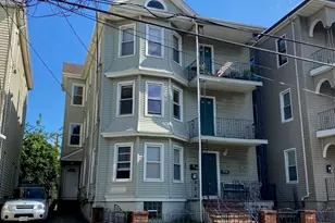 179 Deane St, New Bedford, MA 02746 - Photo 1