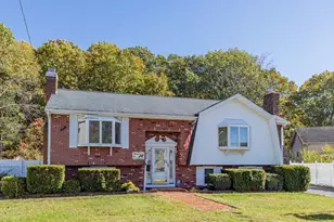 109 Merryknoll Rd, Weymouth, MA 02191 - Photo 1