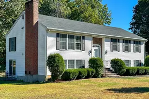 31 Varnum Ave, Dracut, MA 01826 - Photo 1