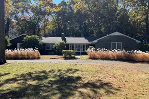 519 Lyon St, Ludlow, MA 01056 - Photo 1