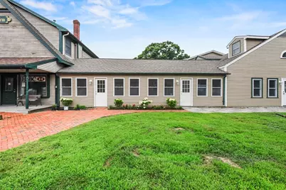 462 Winthrop St #2, Rehoboth, MA 02769 - Photo 1