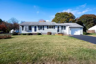 30 Falmouth Dr, Grafton, MA 01536 - Photo 1