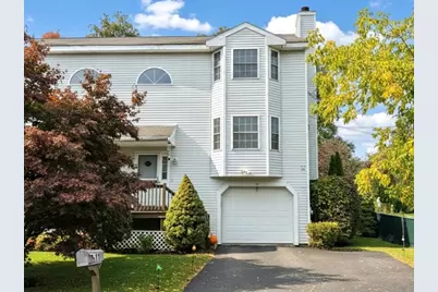 11 Phoenix St, Worcester, MA 01604 - Photo 1