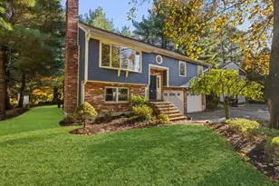 86 Salem End Rd, Framingham, MA 01702 - Photo 1