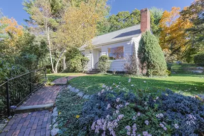 195 High St, Holliston, MA 01746 - Photo 1