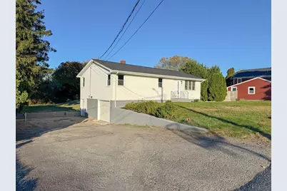 19 Richard Rd, Swansea, MA 02777 - Photo 1