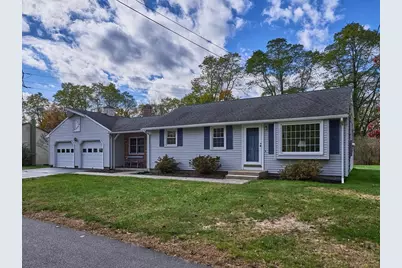 16 Elm Ct, Millbury, MA 01527 - Photo 1