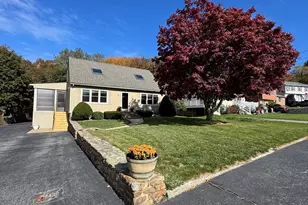 28 Macomber Rd, Gloucester, MA 01930 - Photo 1