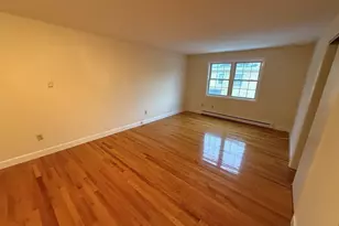 7 Cottage St, Mansfield, MA 02048 - Photo 1