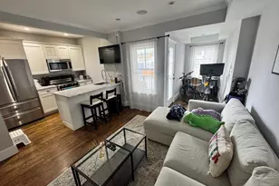 252 Bowen St, Boston, MA 02127 - Photo 1