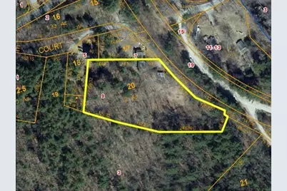 9 Wallace Ct, Oxford, MA 01537 - Photo 1