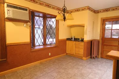 104 Saint James Ave #2, Holyoke, MA 01040 - Photo 1