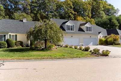 11 Coldspring Dr #B, Sutton, MA 01590 - Photo 1