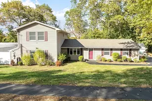 5 Theresa Rd, Peabody, MA 01960 - Photo 1