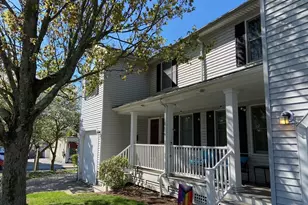 4 Fayette St, Watertown, MA 02472 - Photo 1