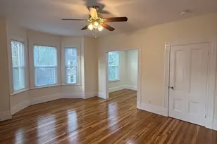 7 Buckingham St, Boston, MA 02143 - Photo 1