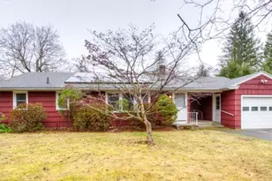 4 Muzzy St, Spencer, MA 01562 - Photo 1