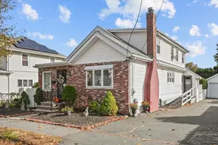 50 Cumberland Cir, Lynn, MA 01904 - Photo 1