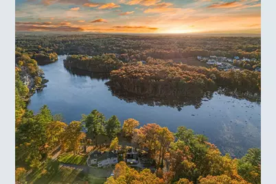 89 Lakeview Ave, Bellingham, MA 02019 - Photo 1