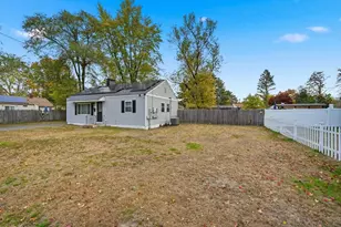 99 Lehigh St, Springfield, MA 01104 - Photo 1