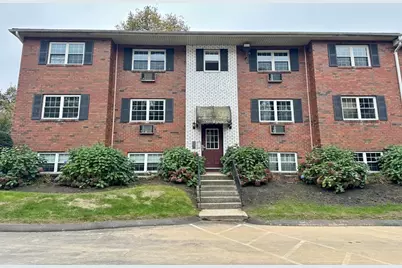 7 Maple Crest Cir #E, Holyoke, MA 01040 - Photo 1