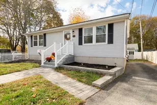 215A Lynn St, Peabody, MA 01960 - Photo 1
