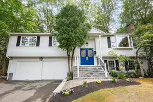 10 Pinewood Cir, Wellesley, MA 02482 - Photo 1