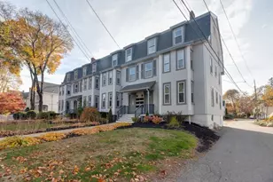 10 Maple Ave, Andover, MA 01810 - Photo 1