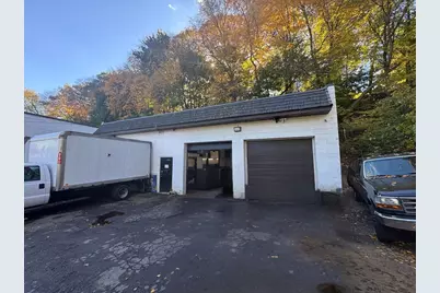 11 Front St, Springfield, MA 01151 - Photo 1