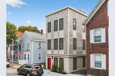 551 E 7th St, Boston, MA 02127 - Photo 1