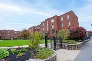 20 Ashland St, Worcester, MA 01609 - Photo 1