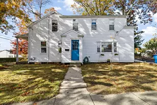 101 Carlisle St, New Bedford, MA 02745 - Photo 1