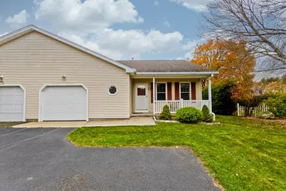 86 Beveridge Blvd #86, Westfield, MA 01085 - Photo 1