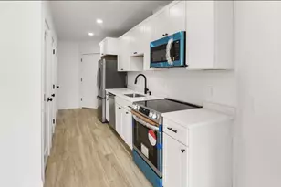 8 Enon St, Beverly, MA 01915 - Photo 1