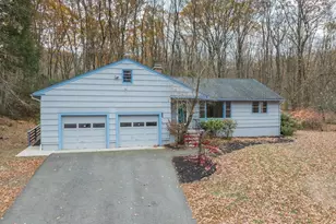 34 Hockanum Rd, Hadley, MA 01035 - Photo 1