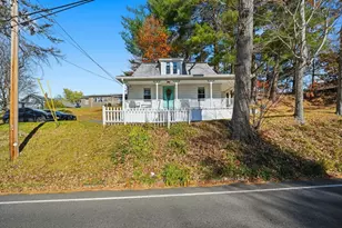 196 Pendleton Ave, Chicopee, MA 01020 - Photo 1