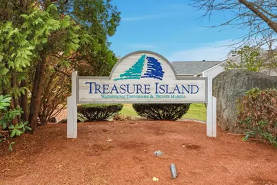 303 Treasure Island Rd #303, Webster, MA 01570 - Photo 1