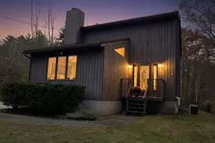 16 Garland Ave, Pittsfield, MA 01201 - Photo 1