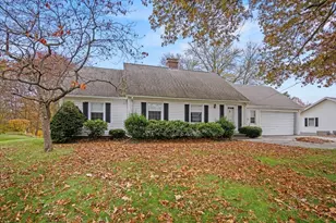 133 Thompson Rd, Webster, MA 01570 - Photo 1