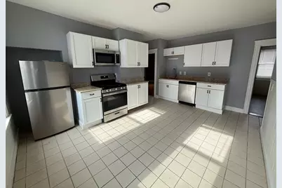 143 Pilgrim Ave #3, Worcester, MA 01604 - Photo 1