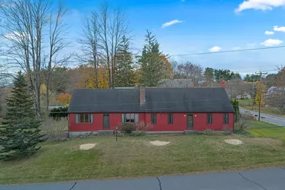 4 Pickett Ln, Greenfield, MA 01301 - Photo 1