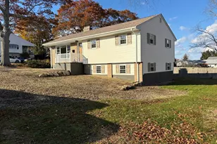 88 Kenyon Rd, Tiverton, RI 02878 - Photo 1