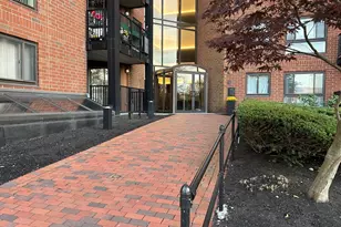 60 Rantoul St, Beverly, MA 01915 - Photo 1