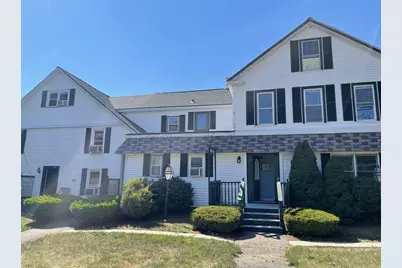 4 West St #6, Wrentham, MA 02093 - Photo 1