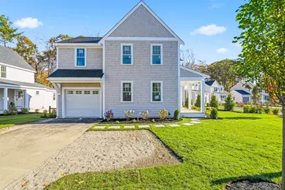 8 Pat Rose Way, Rockland, MA 02370 - Photo 1