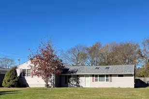 14 Glendale Ave, Tiverton, RI 02878 - Photo 1