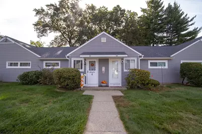 29 Meadowlark Ln #29, Chicopee, MA 01022 - Photo 1