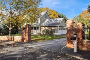 11 Checkerberry Ln, Chelmsford, MA 01824 - Photo 1